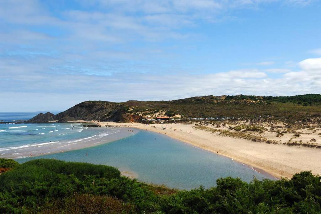 Vale Do Guizo: Casa Poente On The Contryside, Close By The Sea. ألخيزور المظهر الخارجي الصورة